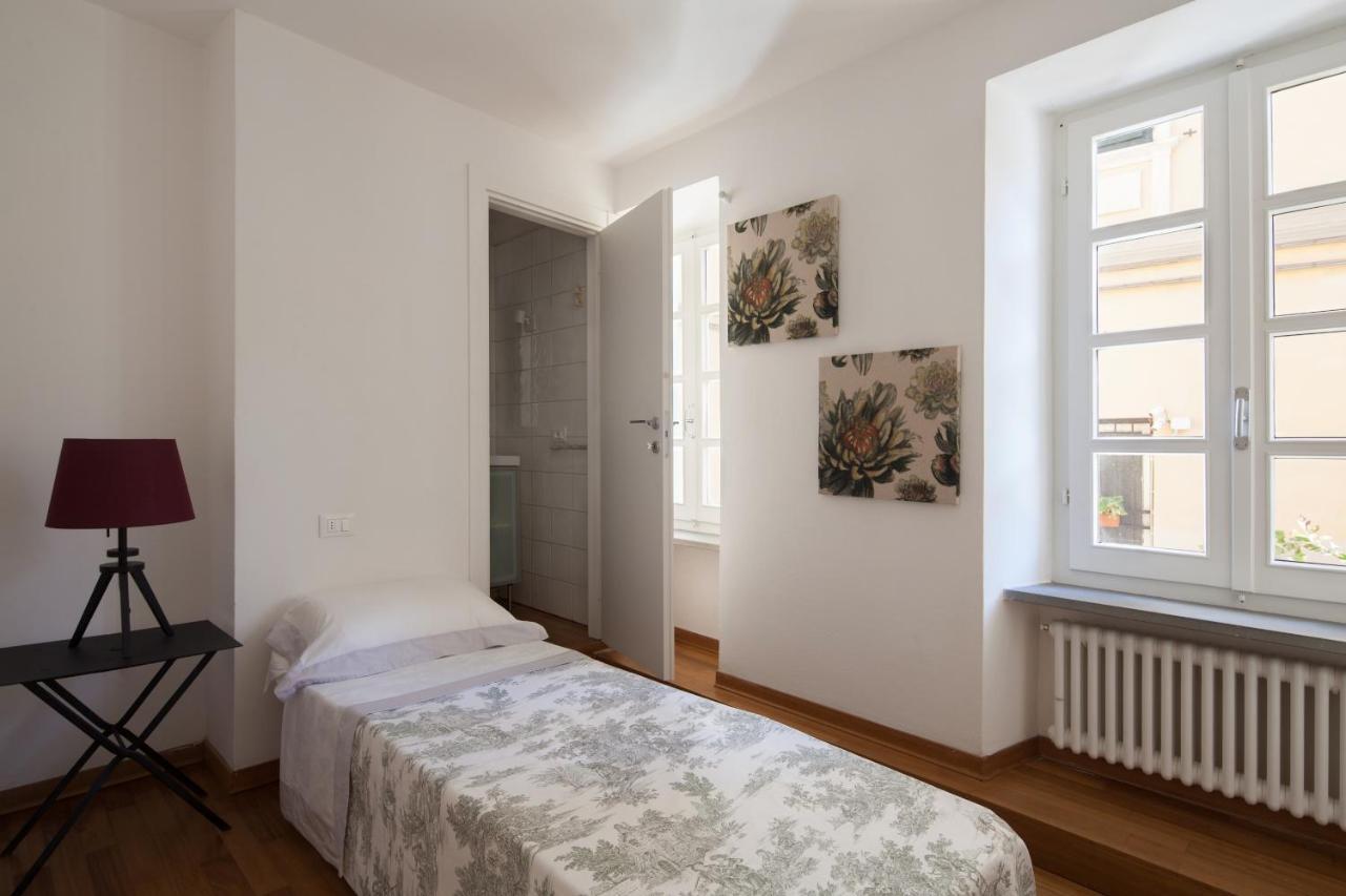 Vicolo Apartment, Pedestrian Centre, 2Bdr, 2,5 Bth, Aircondo, Private Parking, Easy To Train And Ferries, City Life La Spezia Luaran gambar
