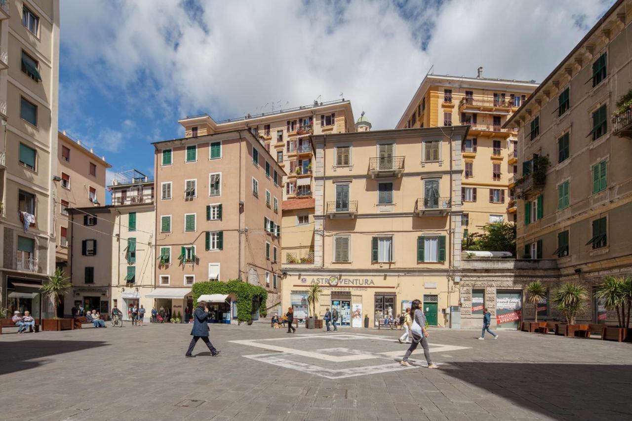 Vicolo Apartment, Pedestrian Centre, 2Bdr, 2,5 Bth, Aircondo, Private Parking, Easy To Train And Ferries, City Life La Spezia Luaran gambar