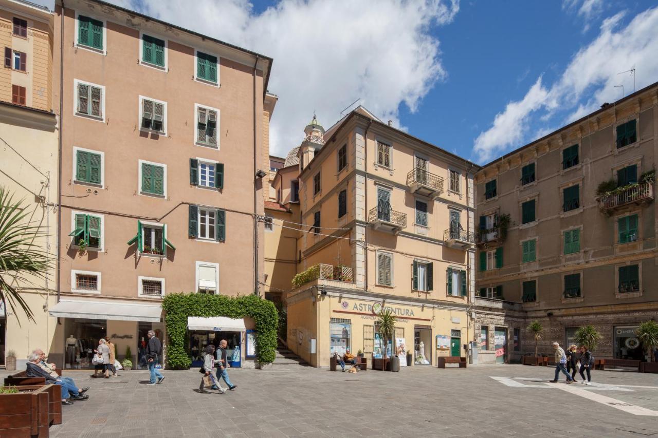 Vicolo Apartment, Pedestrian Centre, 2Bdr, 2,5 Bth, Aircondo, Private Parking, Easy To Train And Ferries, City Life La Spezia Luaran gambar